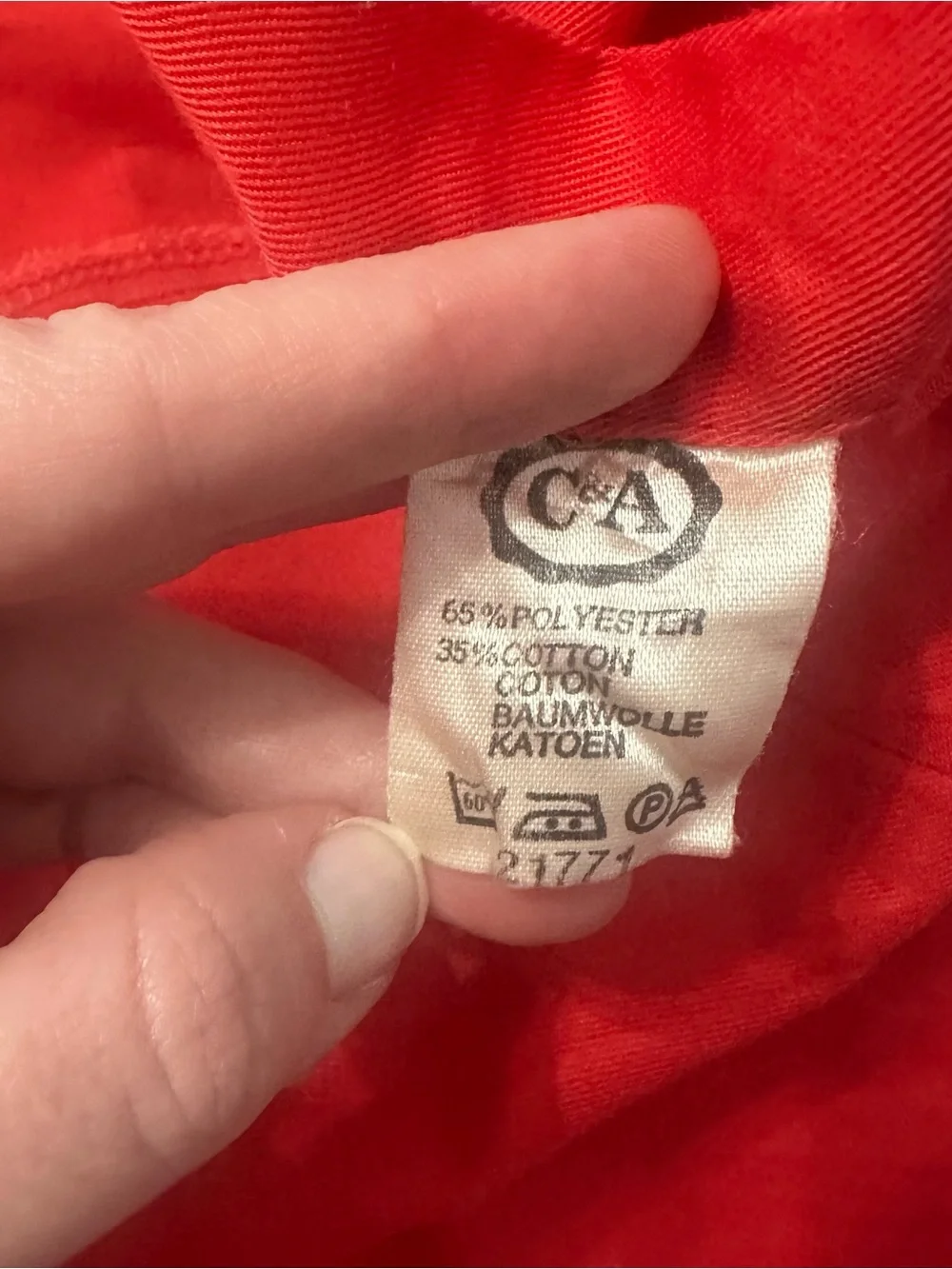 C&A Vintage/Retro Red/White Waist Apron with Pockets, One Size Coattagecore